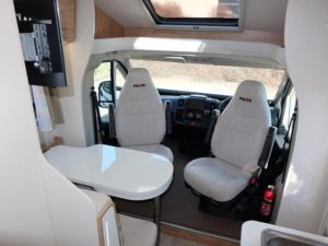 Pilote P650C front seats