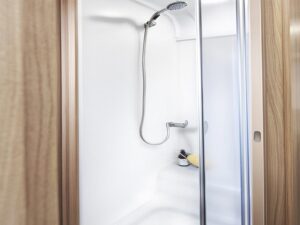 Bailey Phoenix+ 640 washroom