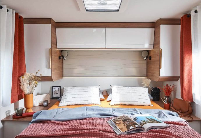 Low-profile Pilote Motorhome bed